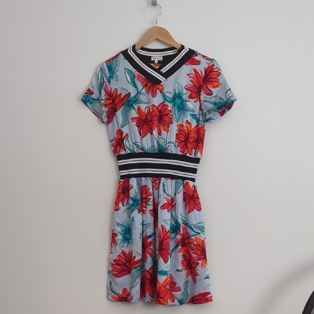 SUNO Red and Black Ribbed Fit and Flare Mini Dress